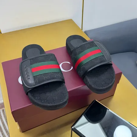 グッチ スリッパ