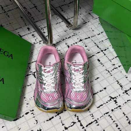 ボッテガ ヴェネタ スニーカー