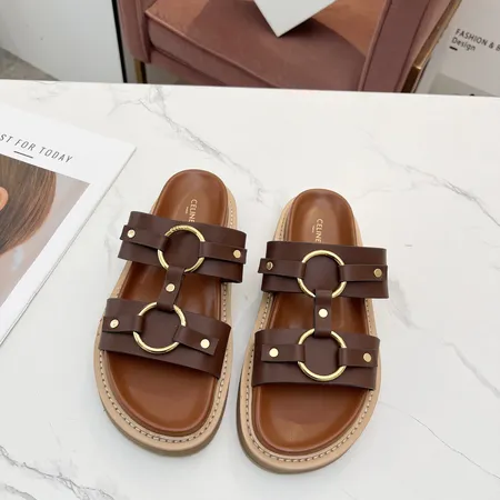 セリーヌ サンダル