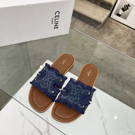 セリーヌ スリッパ