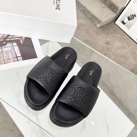 セリーヌ スリッパ