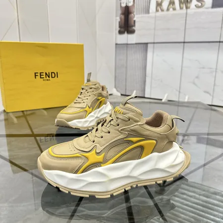 フェンディ スニーカー