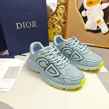 ディオール スニーカー