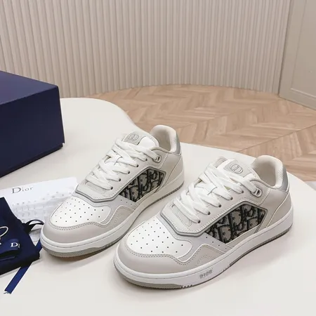 ディオール カジュアルシューズ