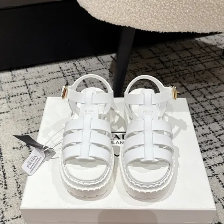 プラダ サンダル