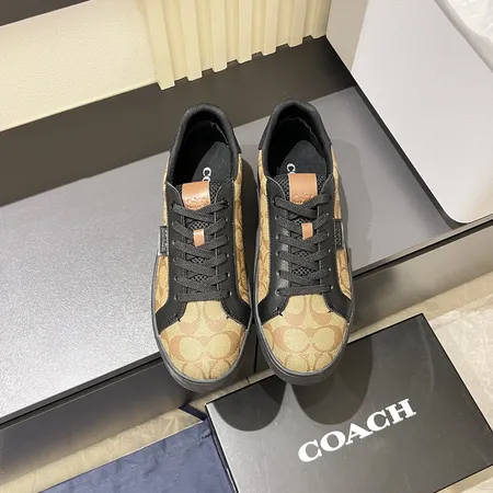 コーチ カジュアルシューズ