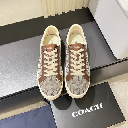 コーチ カジュアルシューズ