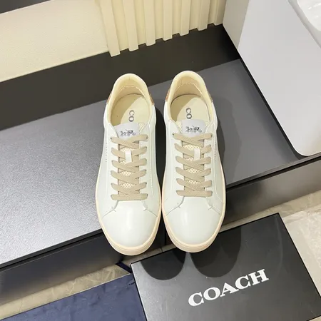 コーチ カジュアルシューズ
