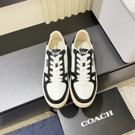 コーチ カジュアルシューズ