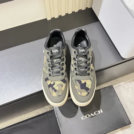 コーチ カジュアルシューズ