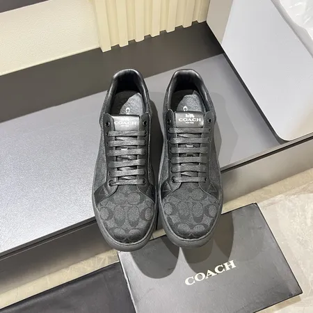 コーチ カジュアルシューズ