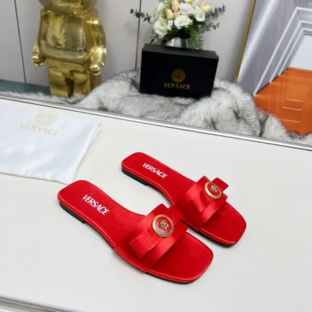 ヴェルサーチ スリッパ