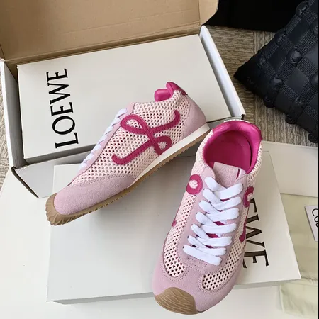 ロエベ スニーカー