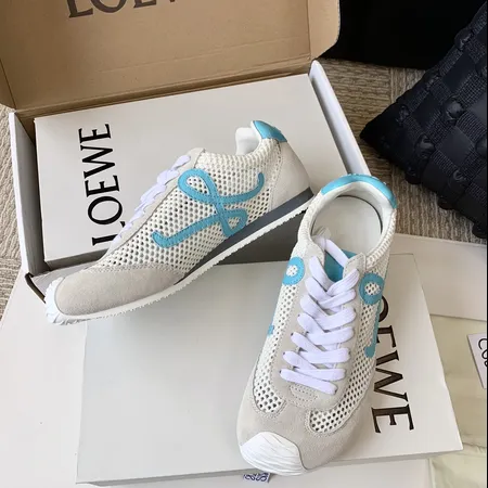 ロエベ スニーカー