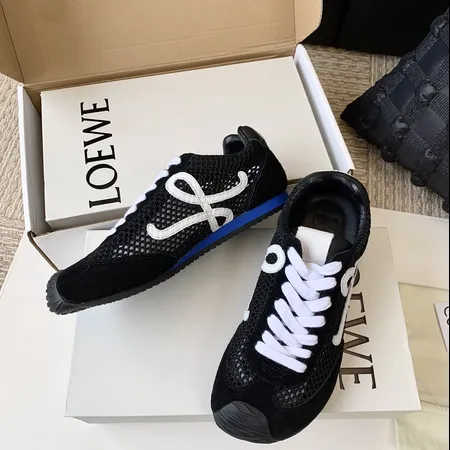 ロエベ スニーカー