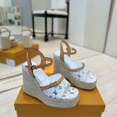 ルイヴィトン サンダル