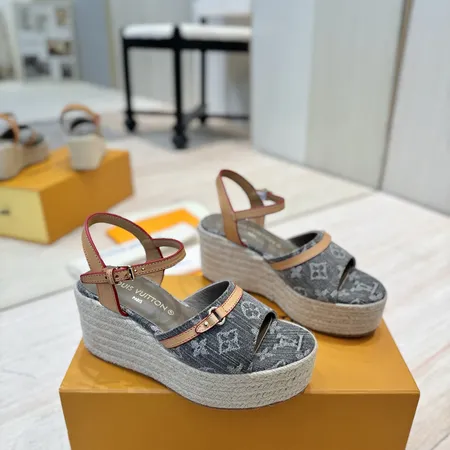 ルイヴィトン サンダル