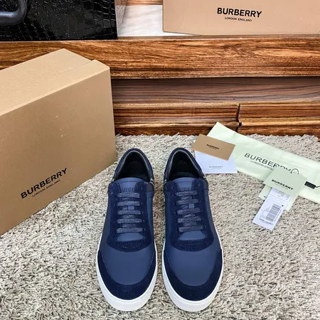 バーバリー ス カジュアルシューズ