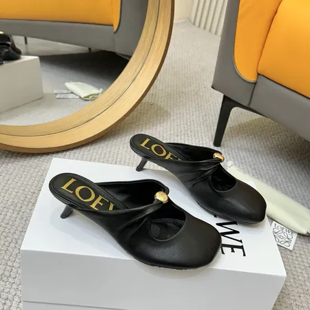 ロエベ サンダル