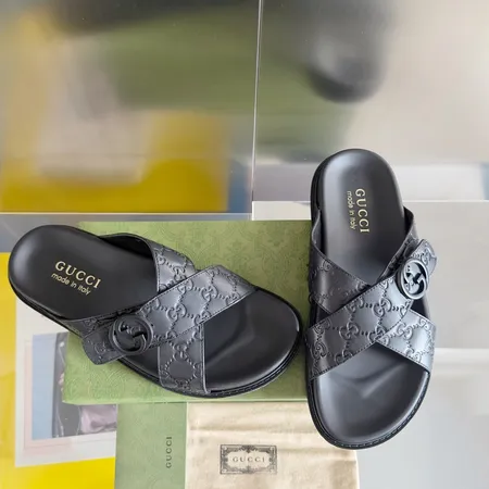 グッチ スリッパ