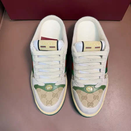 グッチ スリッパ