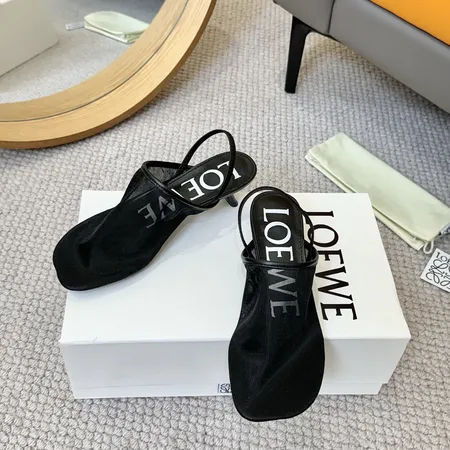 ロエベ サンダル