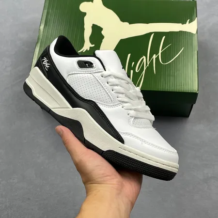 エアジョーダン スニーカー