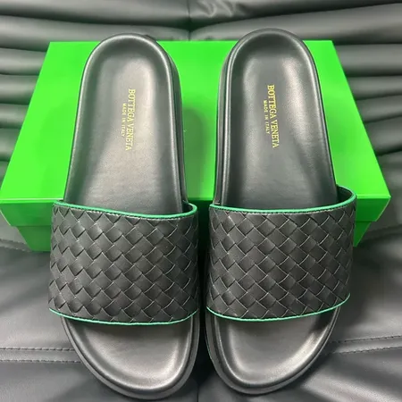 ボッテガ ヴェネタ スリッパ