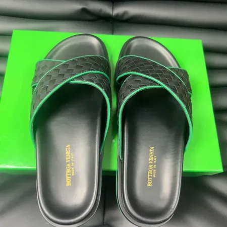 ボッテガ ヴェネタ スリッパ