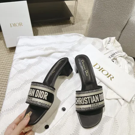 ディオール サンダル