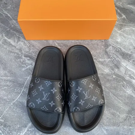 ルイヴィトン スリッパ