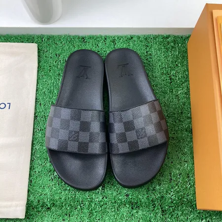 ルイヴィトン スリッパ
