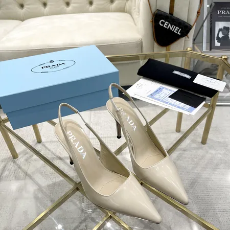 プラダ サンダル