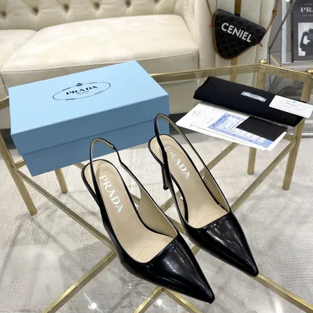 プラダ サンダル