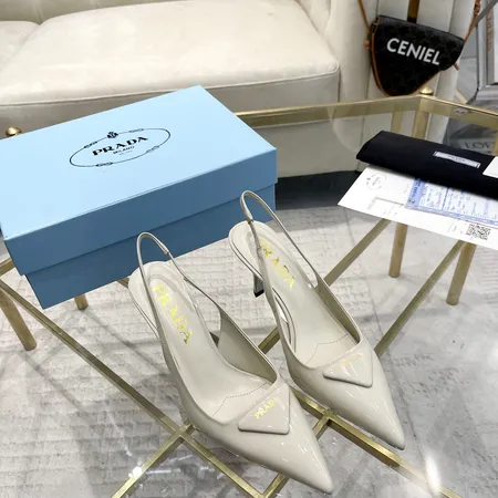 プラダ サンダル