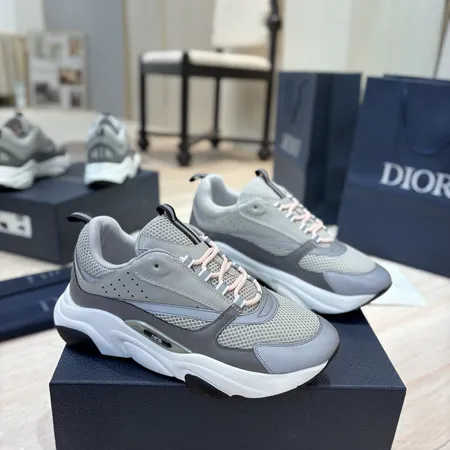 ディオール スニーカー