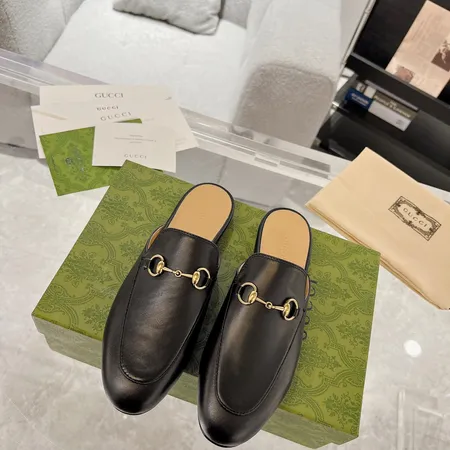 グッチ スリッパ