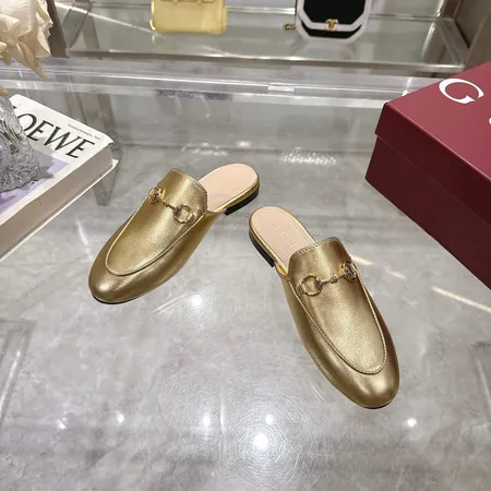 グッチ スリッパ