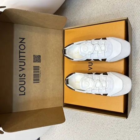 ルイヴィトン スニーカー