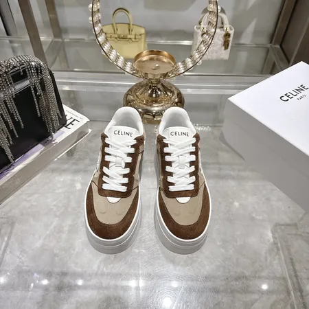 セリーヌ カジュアルシューズ