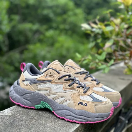 フィラ カジュアルシューズ