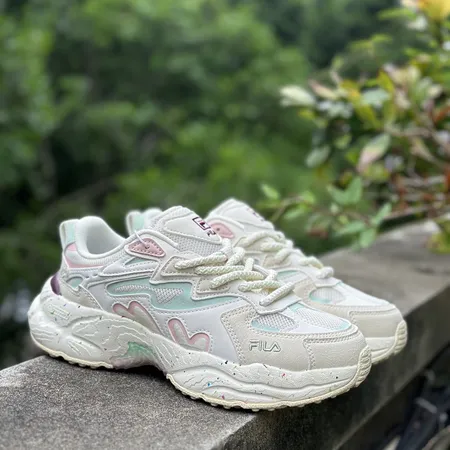 フィラ カジュアルシューズ