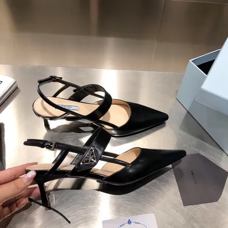 プラダ サンダル