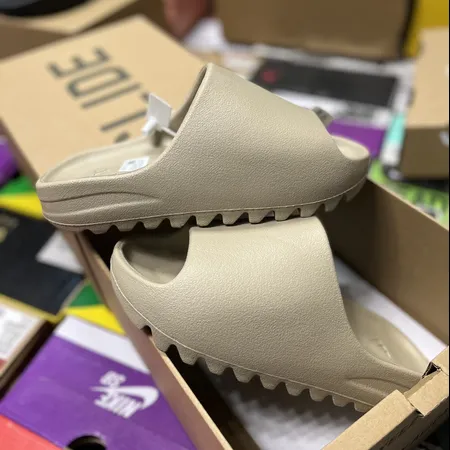 アディダス スリッパ