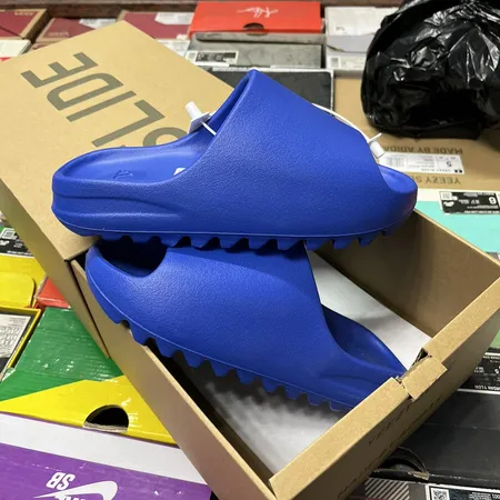 アディダス スリッパ