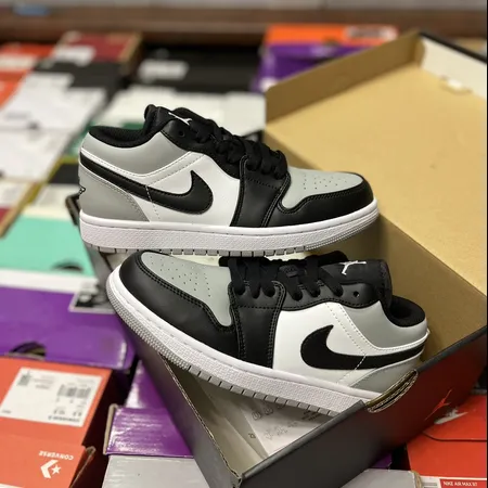 エアジョーダン スニーカー