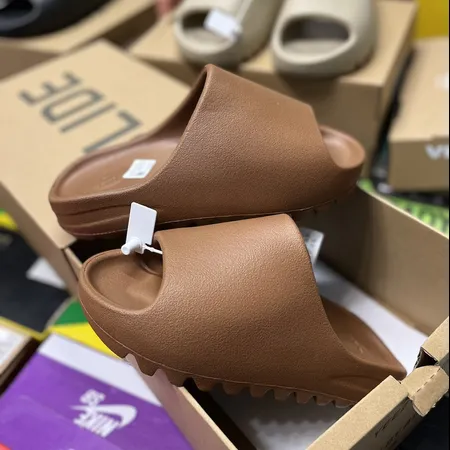 アディダス スリッパ