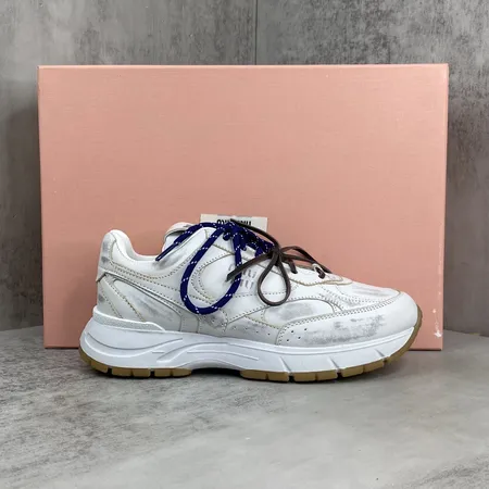 ミュウミュウ スニーカー