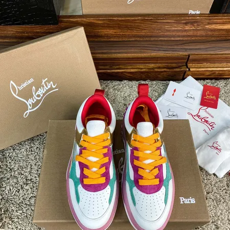 クリスチャン・ルブタン スニーカー