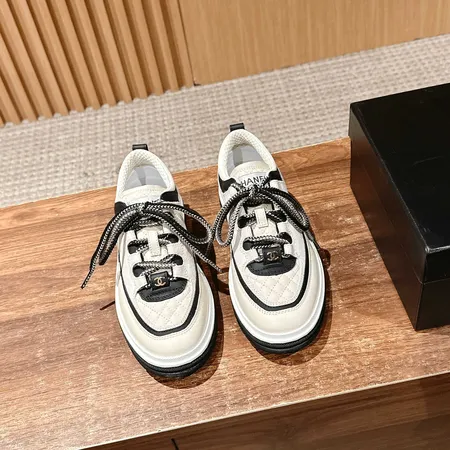 シャネル スニーカー